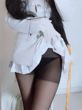 女提督自拍_87041591-6098-48ec-99d2-3caf982fdb6d
